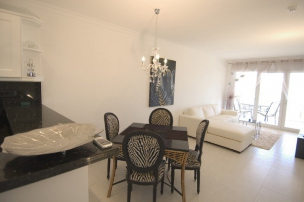 2 bed apartment in Benissa