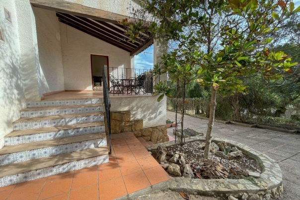 6 bed casa / chalet in Benissa