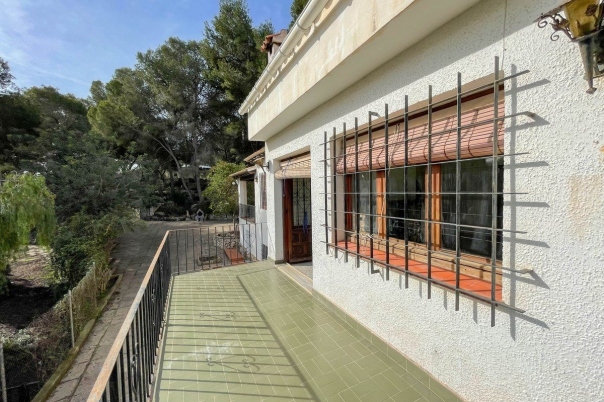 6 bed casa / chalet in Benissa