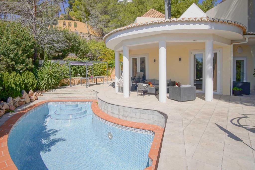 3 bed villa in Altea