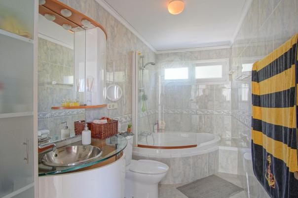 3 bed villa in Altea