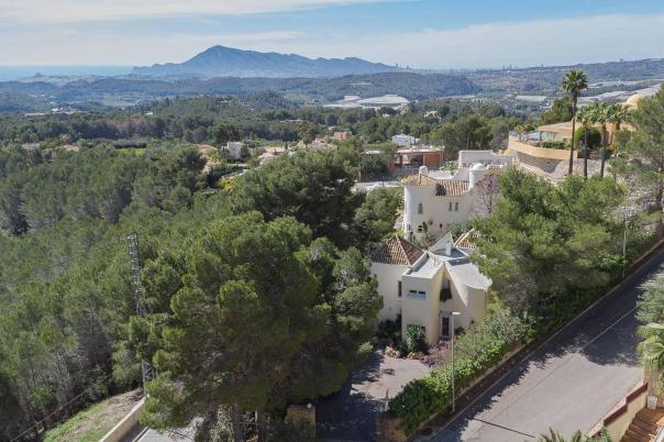 3 bed villa in Altea