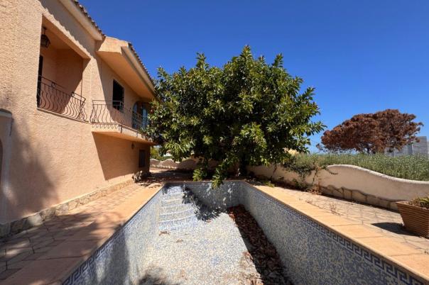 3 bed villa in Moraira