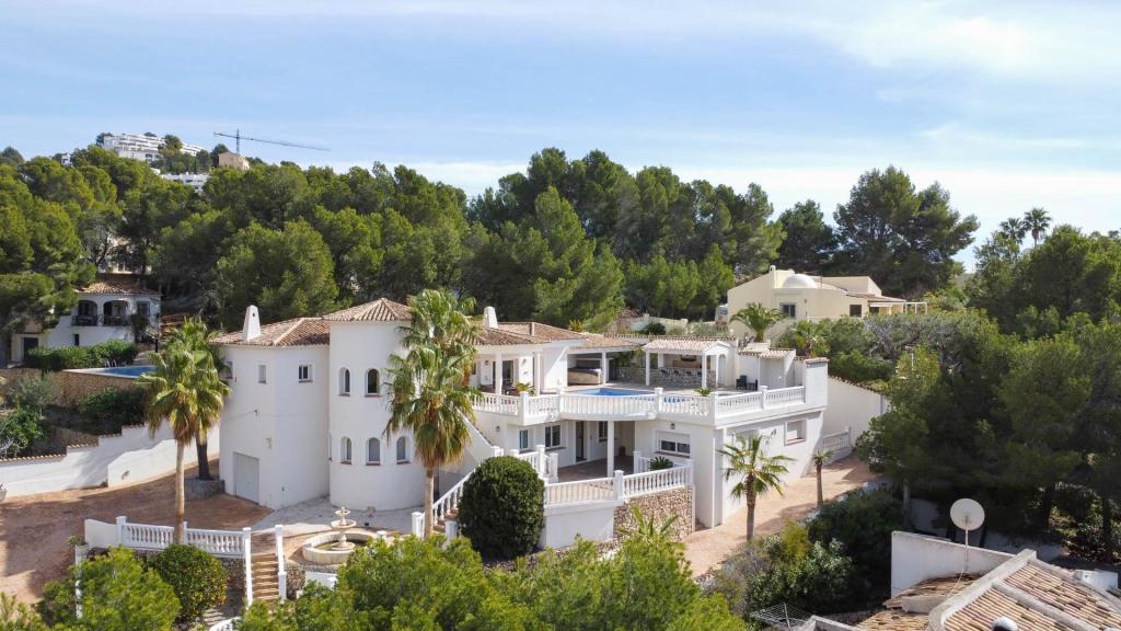 4 bed villa in Altea