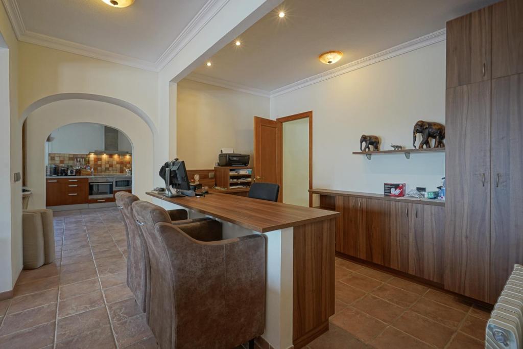 4 bed villa in Altea