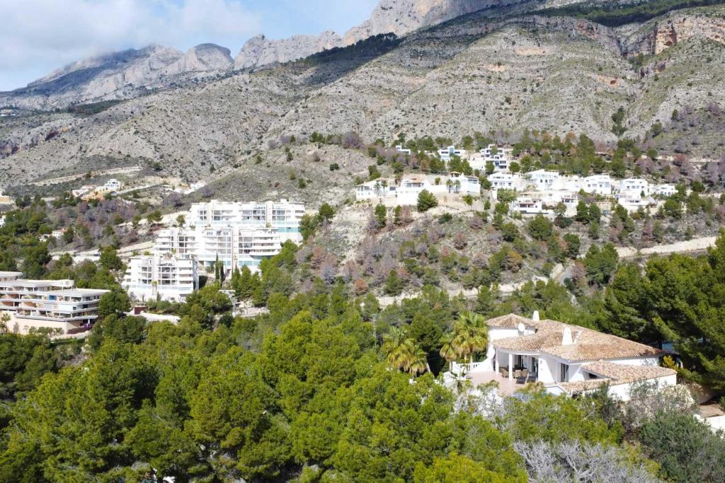 4 bed villa in Altea