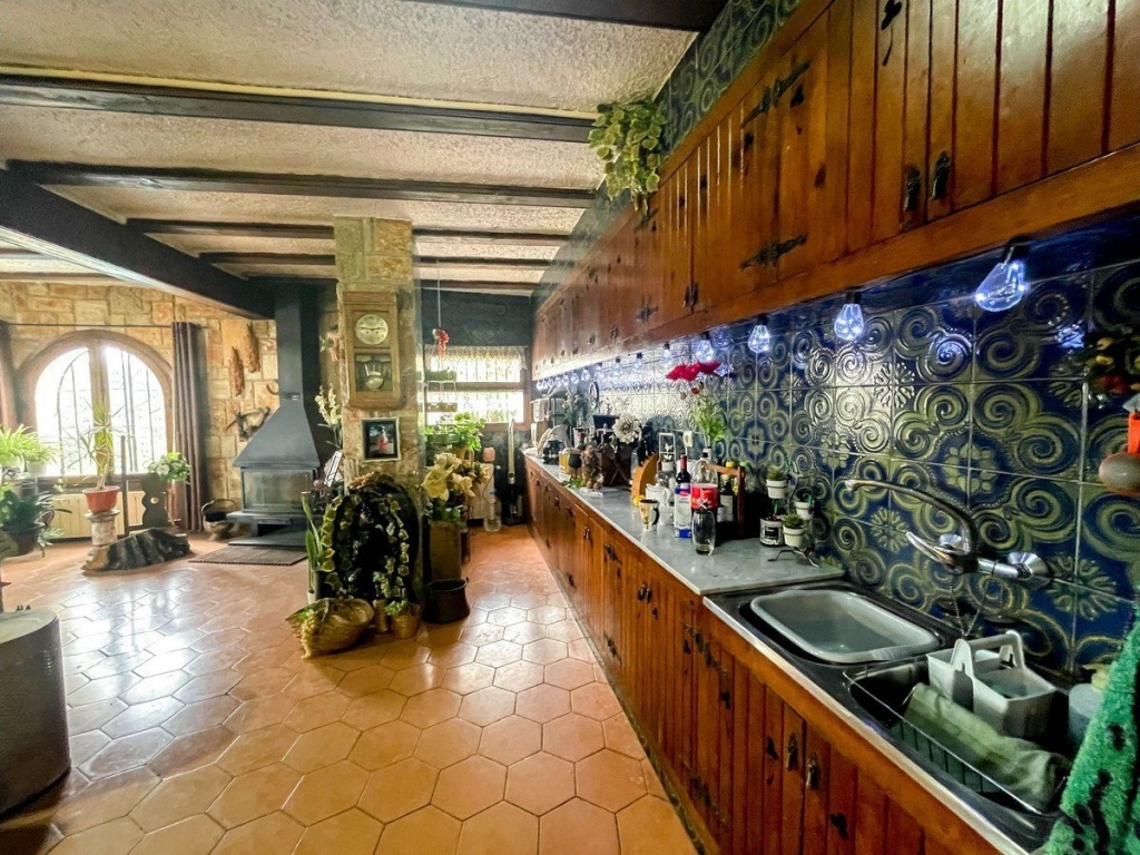4 bed casa / chalet in Benissa