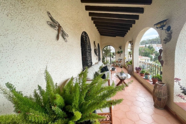 4 bed casa / chalet in Benissa