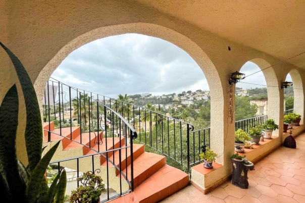 4 bed casa / chalet in Benissa