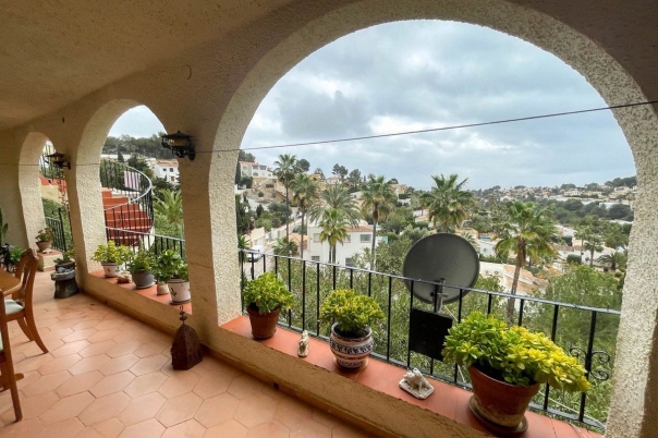 4 bed casa / chalet in Benissa