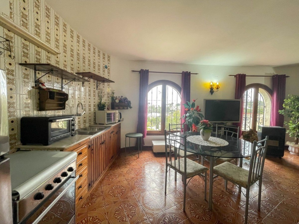 4 bed casa / chalet in Benissa