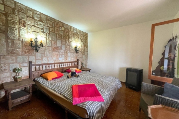 4 bed casa / chalet in Benissa