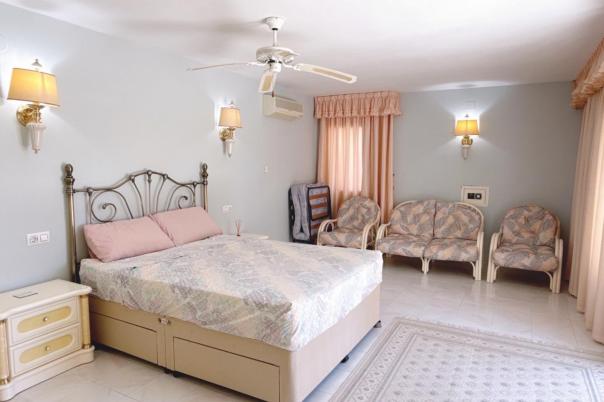 3 bed villa in Moraira