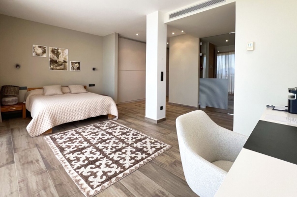 4 bed villa in Altea