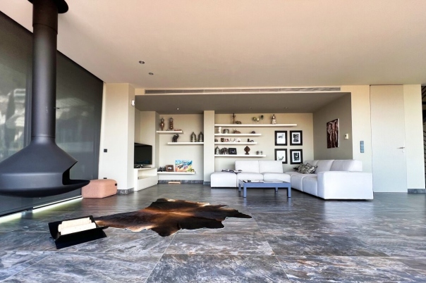 4 bed villa in Altea