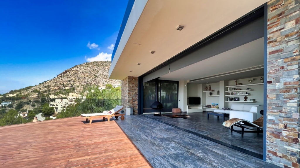 4 bed villa in Altea