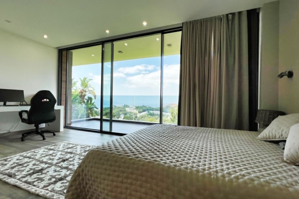 4 bed villa in Altea