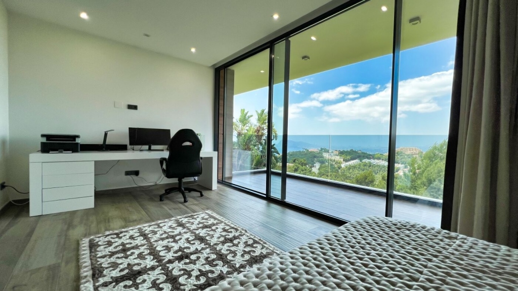 4 bed villa in Altea