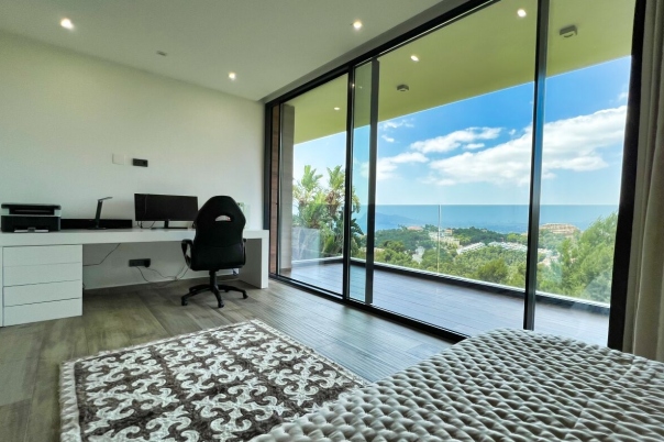 4 bed villa in Altea