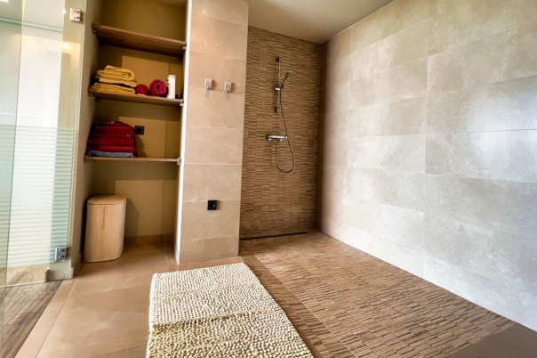4 bed villa in Altea