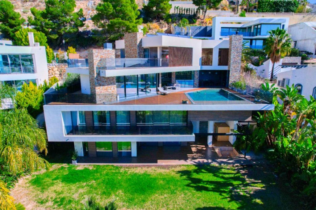 3 bed villa in Altea