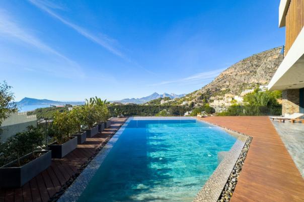 3 bed villa in Altea
