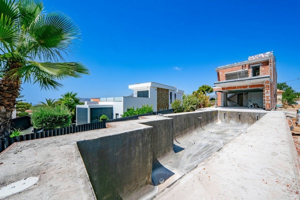 4 bed casa / chalet in Calpe / Calp