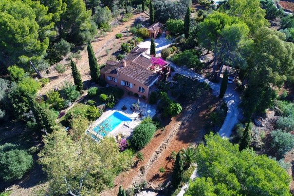 4 bed villa in Jesus Pobre