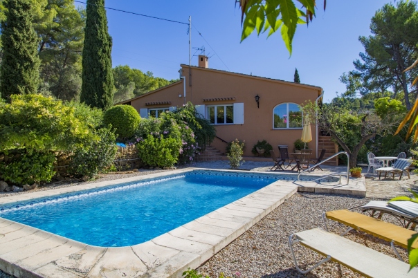 4 bed villa in Jesus Pobre