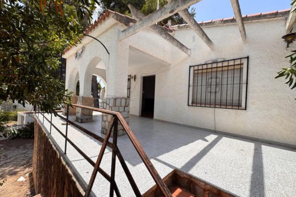 3 bed villa in Moraira