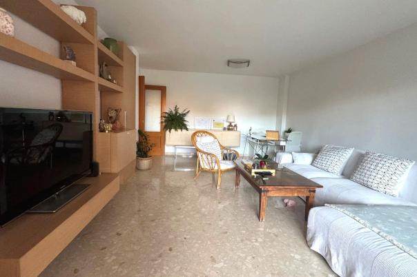 3 bed apartment in Alicante/Alacant