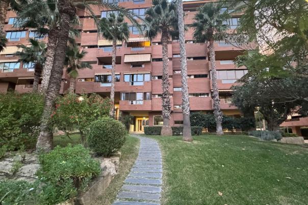 3 bed apartment in Alicante/Alacant