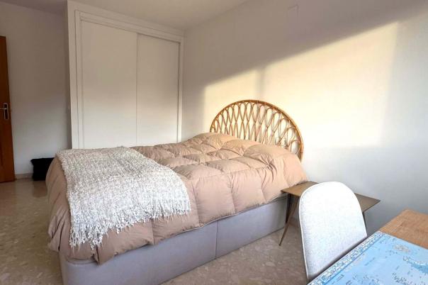 3 bed apartment in Alicante/Alacant