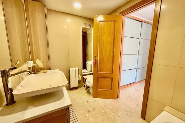 3 bed apartment in Alicante/Alacant