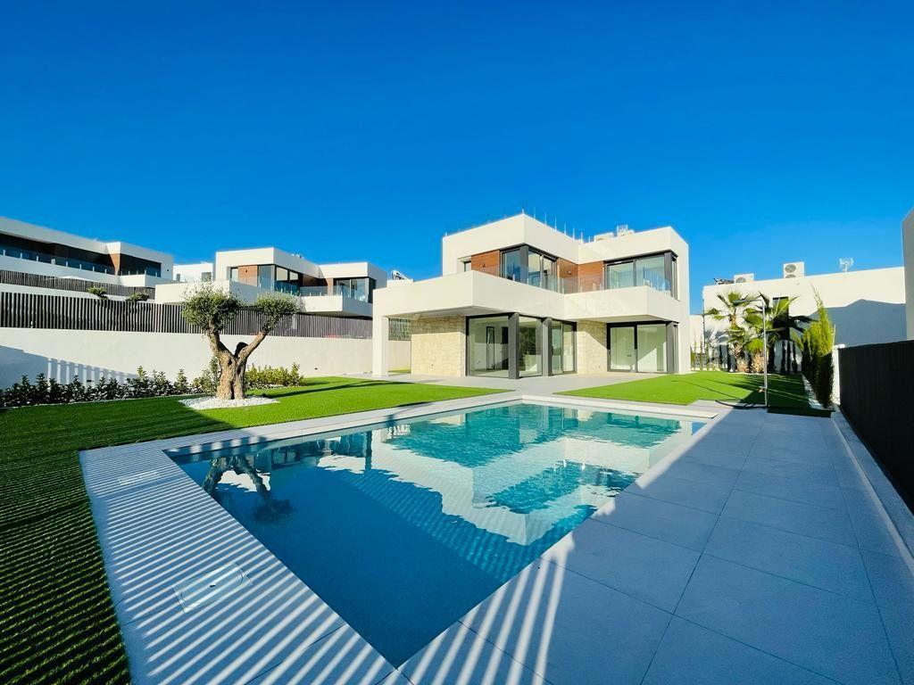 3 bed villa in Finestrat