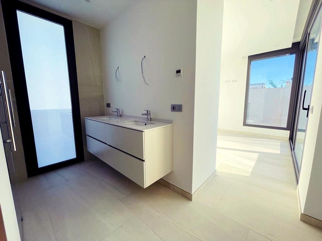 3 bed villa in Finestrat