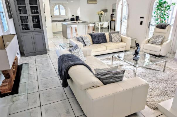 3 bed villa in Moraira