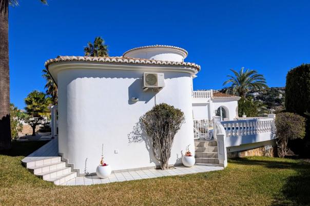 3 bed villa in Moraira