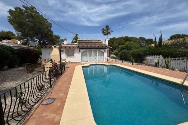 3 bed villa in Moraira