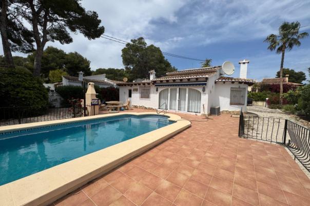3 bed villa in Moraira