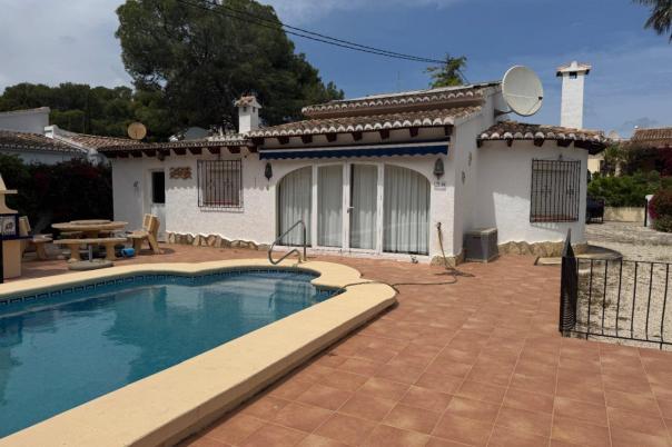 3 bed villa in Moraira