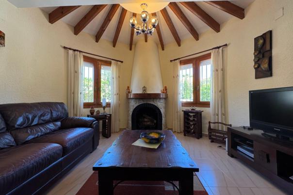 3 bed villa in Moraira