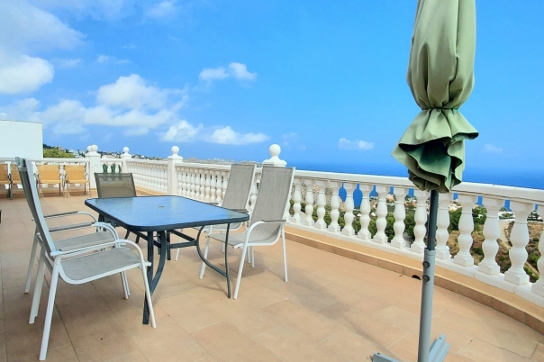 5 bed villa in Poble Nou de Benitatxell
