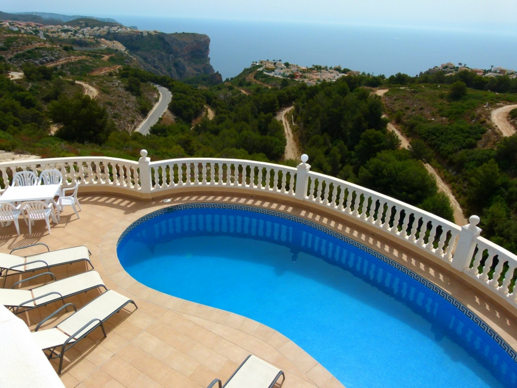 5 bed villa in Poble Nou de Benitatxell