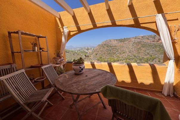 2 bed apartment in Benitachell