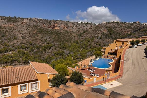 2 bed apartment in Benitachell