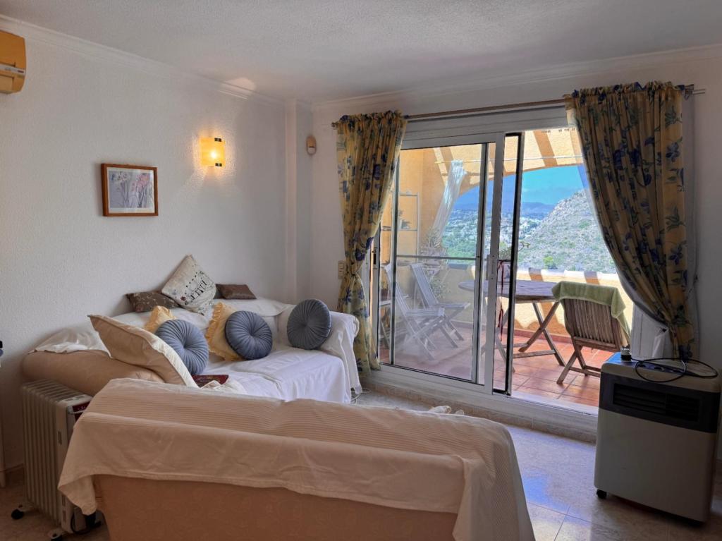 2 bed apartment in Benitachell