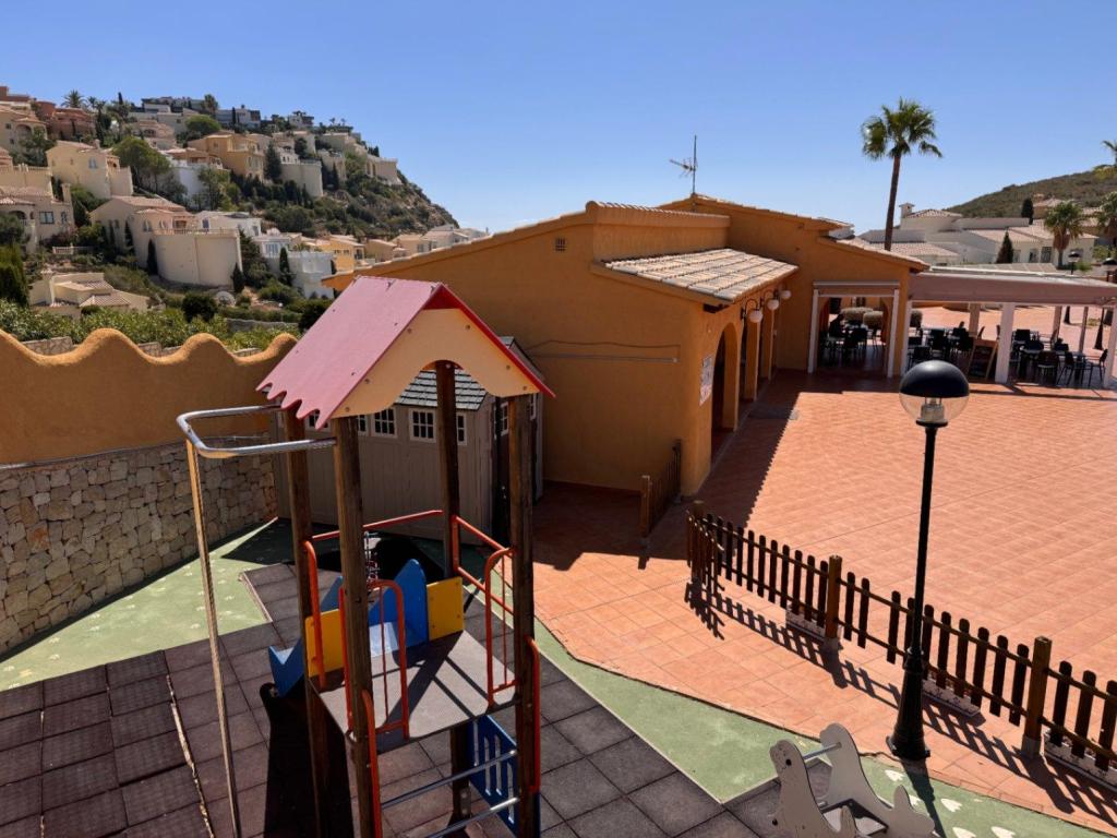 2 bed apartment in Benitachell