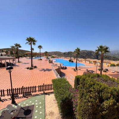 2 bed apartment in Benitachell