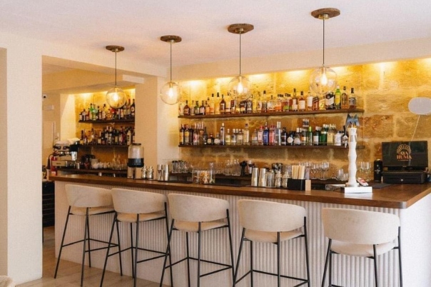 AYA HUMA COCKTAIL BAR - COCKTAIL BARS IN JAVEA